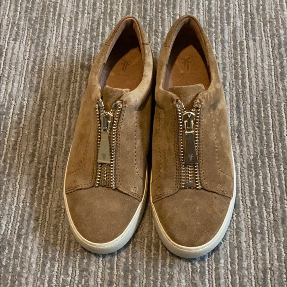 Frye Lena Zip Low - Never worn!